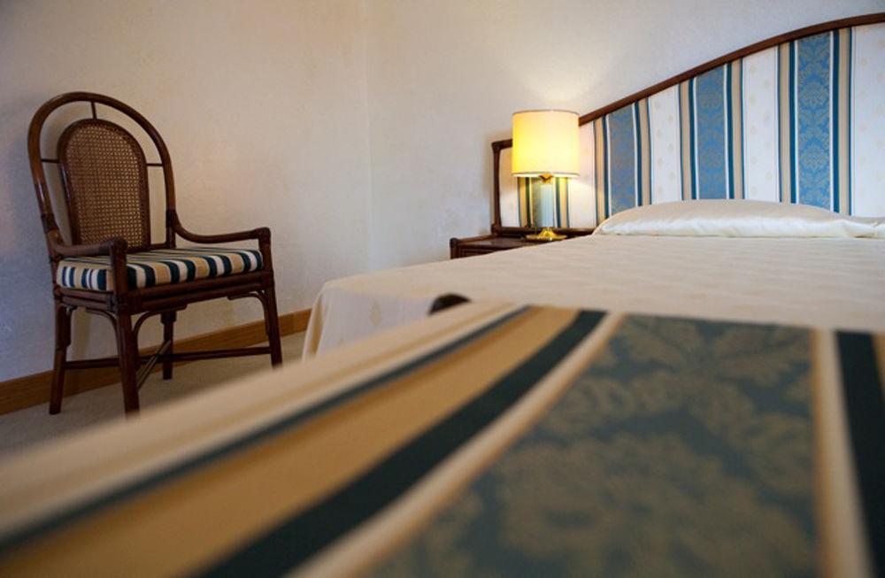 Swiss International Hotel Elba - Il Magnifico Марчиана-Марина Экстерьер фото