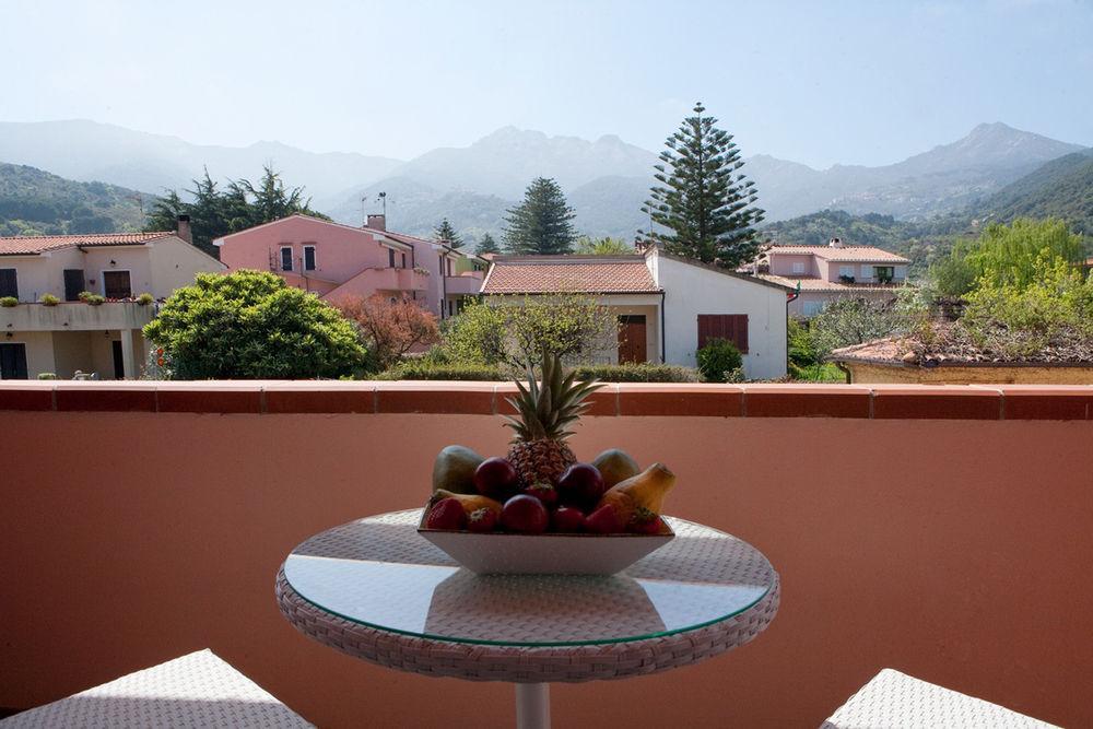 Swiss International Hotel Elba - Il Magnifico Марчиана-Марина Экстерьер фото