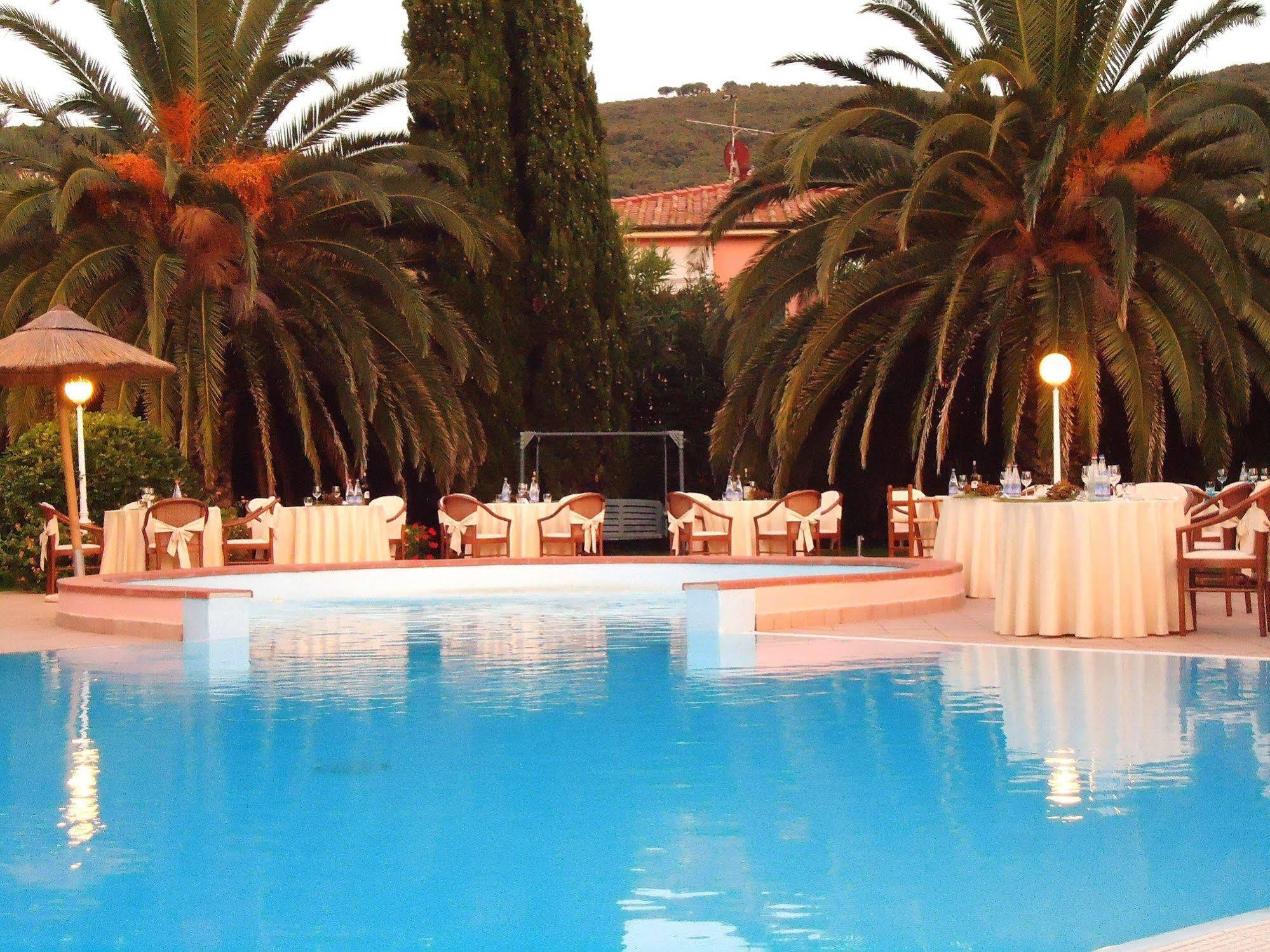 Swiss International Hotel Elba - Il Magnifico Марчиана-Марина Экстерьер фото
